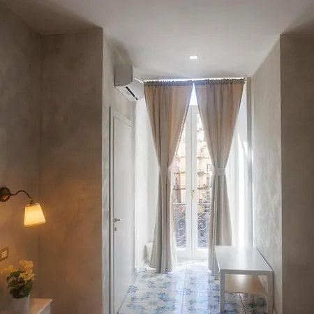Couette-café Alma Adry Naples