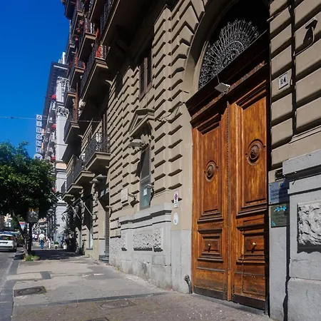 Bed & Breakfast Alma Adry 2*