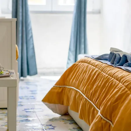 Bed & Breakfast Alma Adry Naples