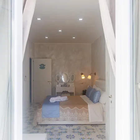 Alma Adry Bed & Breakfast 2*
