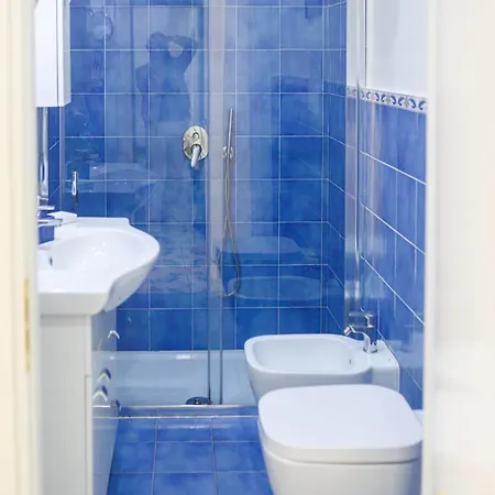 Alma Adry 3* ナポリ